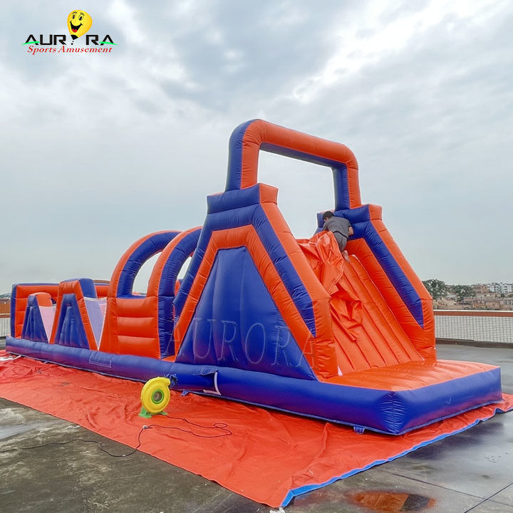 Pvc exterior inflável curso de obstáculos casa de salto não tóxico vermelho azul cor
