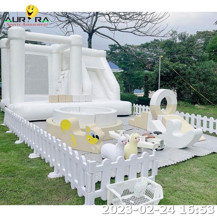 Equipamento de Jogos Soft Kids Set Branco Indoor e Outdoor Playground Com Bounce House