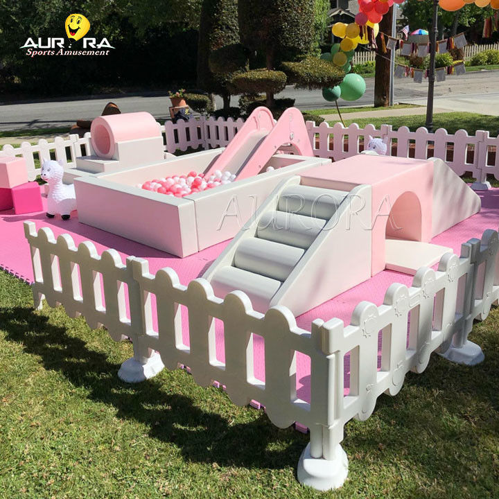 Equipamento de brinquedo branco rosa preço de fábrica de alta qualidade crianças centro comercial interior