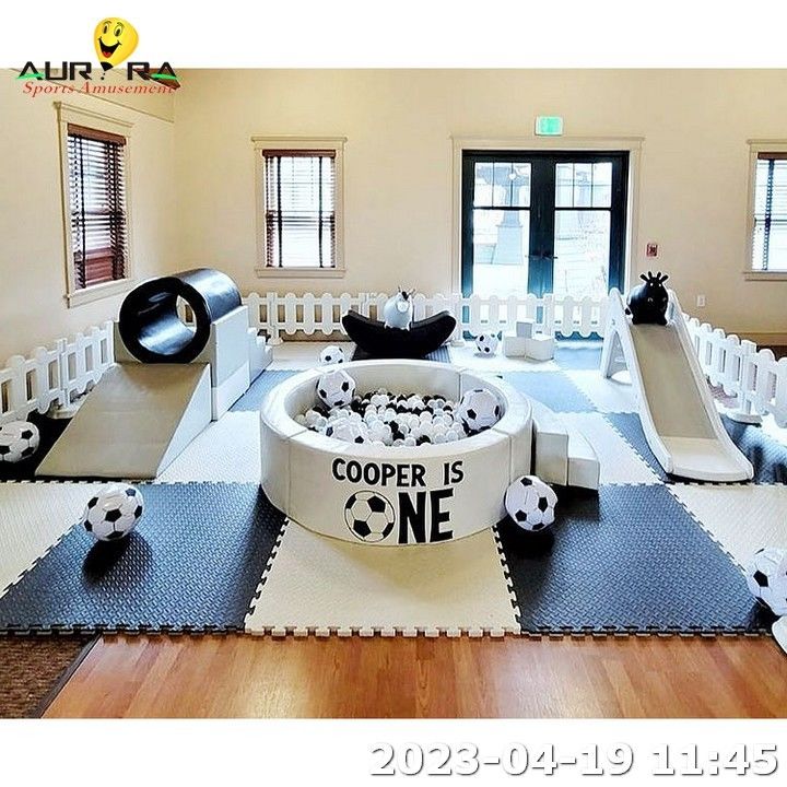 Partida de crianças Grande parque infantil com deslizamento equipamento de soft play interior para venda