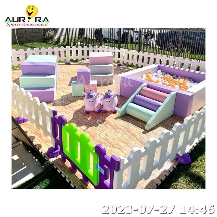 Equipamento de piscina de bolas para crianças Fenda de bolas brancas