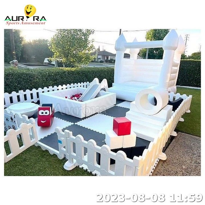 Jardim de Jogos Interior Jogos Suaves Crianças Branco e Negro Jardim de Jogos ao Ar Livre Com Bandeira