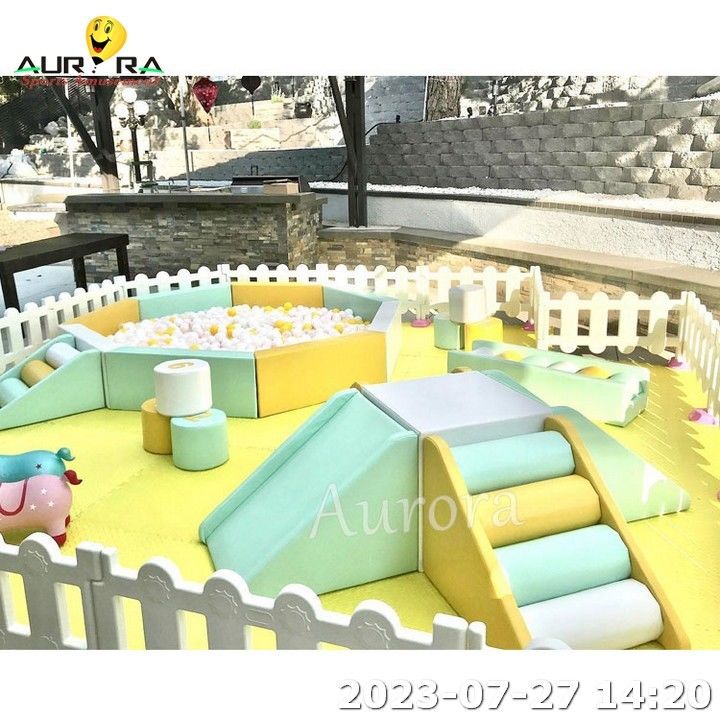 Soft Play Alpinistas Equipamento para crianças ao ar livre Amusement Blue Ball Pit Parque de diversões interior