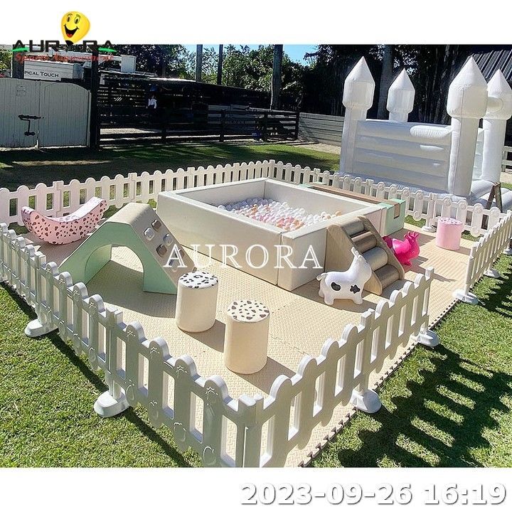 Crianças inflável Casa de salto Soft Play Equipamento Área Soft Play Para Crianças Carrossel