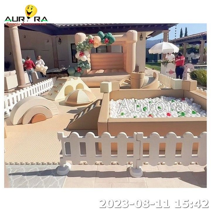 Fogo de bola ao ar livre Crianças Soft Play Sets Area Indoor Inflatable Bounce House