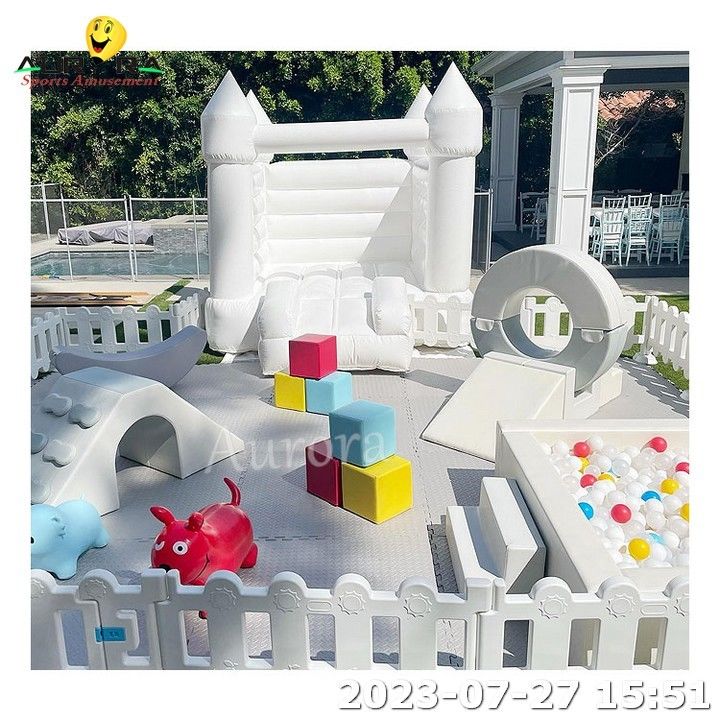 Indoor Outdoor Soft Play Equipamento de parque infantil para crianças Aluguer de festas Branco