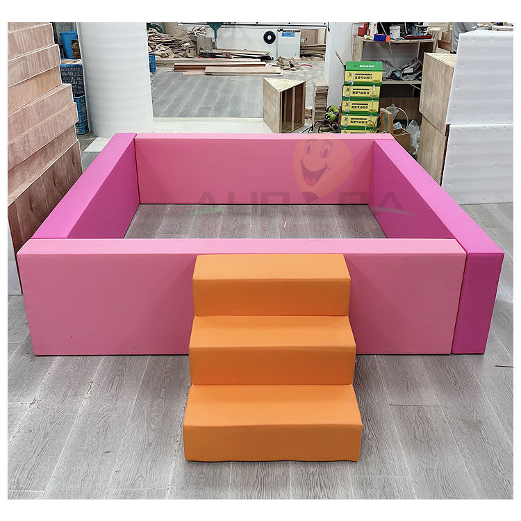 Equipamento de Jogos Suaves Laranja Com Furo De Bola E Slide Rosa Vermelho Soft Playground Interior