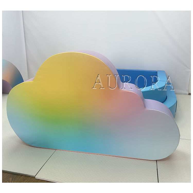 Cyan Blue Ball Pit Kids Soft Play Equipamento Play Party Nuvens coloridas Arco