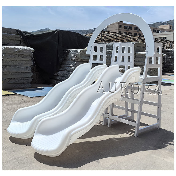 Slide duplo ao ar livre com arco Equipamento de brinquedo macio branco Slide de plástico Slide de brinquedo infantil