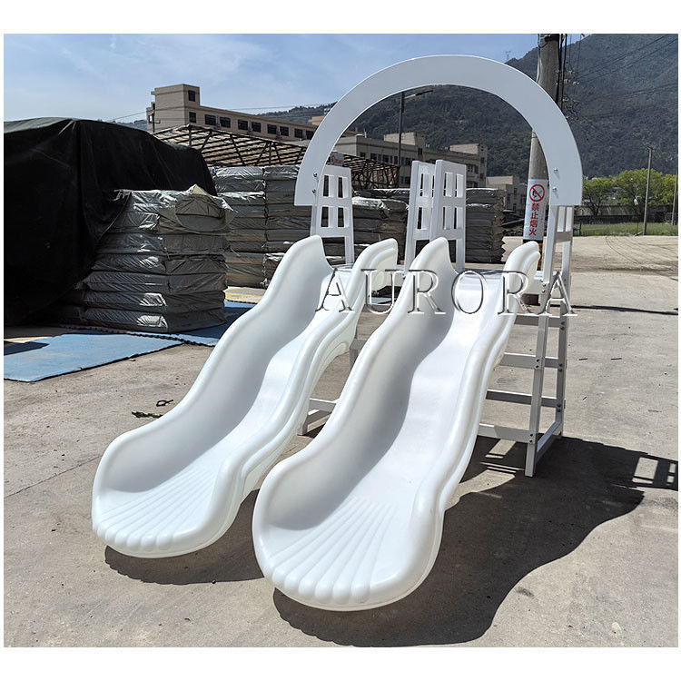 Slide duplo ao ar livre com arco Equipamento de brinquedo macio branco Slide de plástico Slide de brinquedo infantil