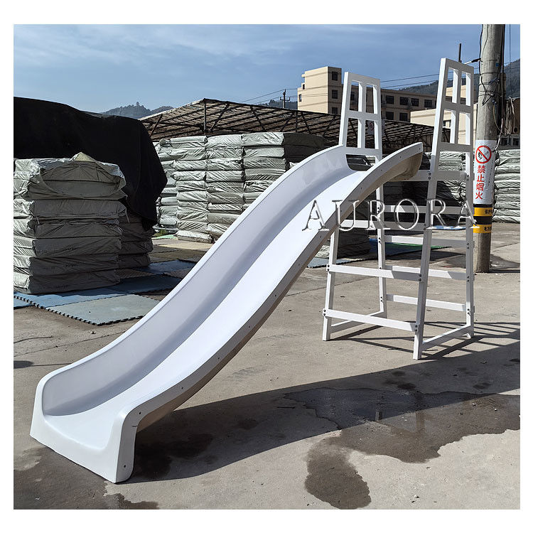 Slide Wavy personalizado Outdoor Para Crianças Slide de Segurança Popular de Plástico Soft Play Slide